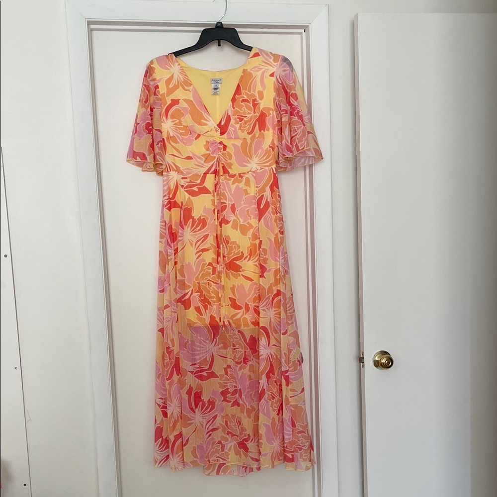 Floral V-Neck Maxi Dress